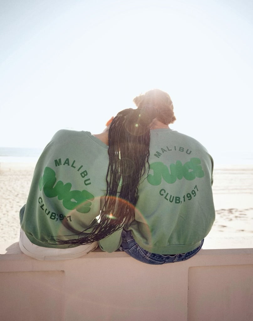 //www.malibujuiceclub.com/cdn/shop/products/image_286c5e3d-5bb6-4072-87f1-9b1dd3d5b8e2.jpg?v=1669346590