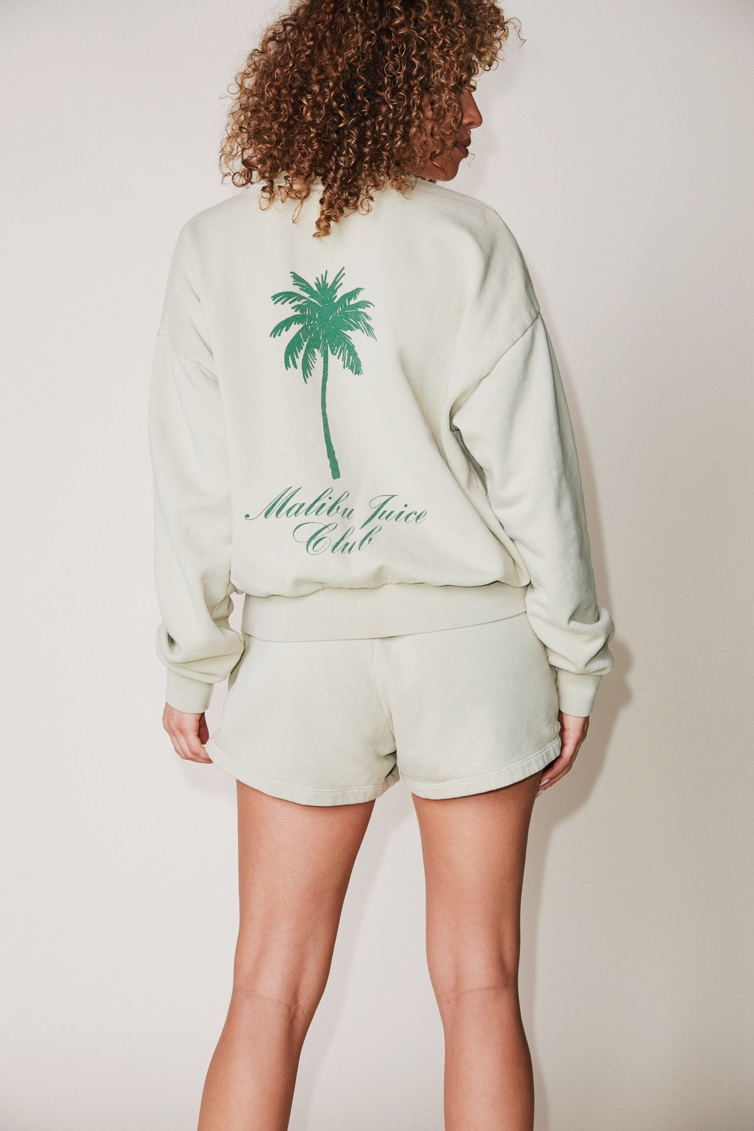 //www.malibujuiceclub.com/cdn/shop/products/image_9ad84864-a131-4486-b5bc-c5163146d781.jpg?v=1629664069
